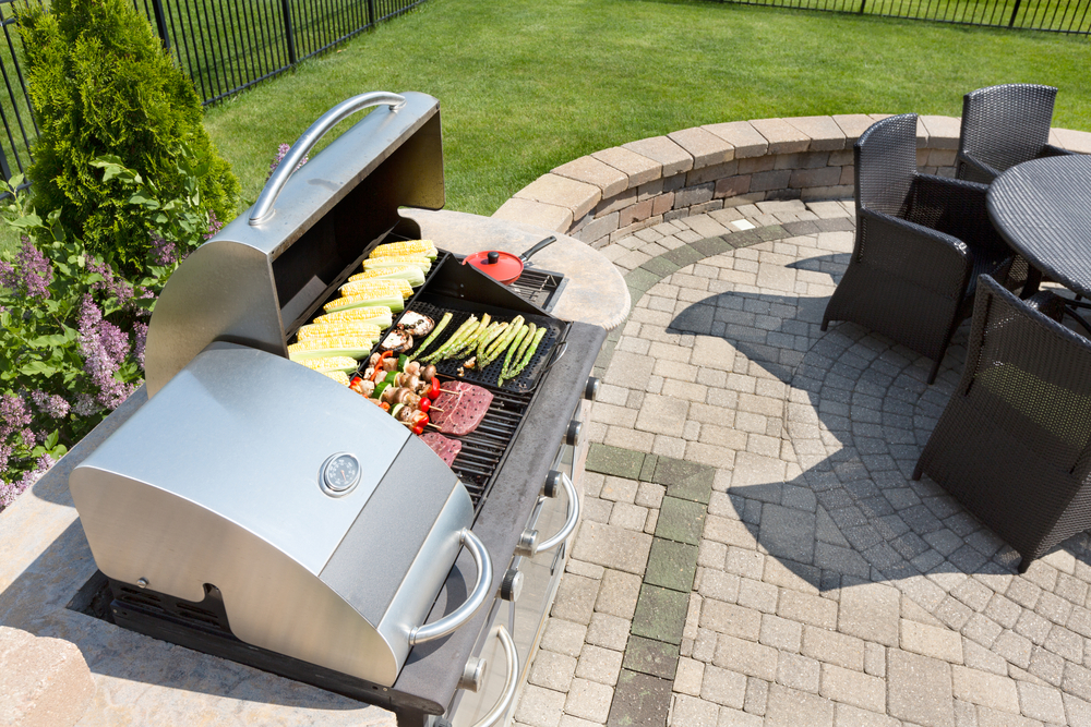 Outdoor entertaining tips from The RTA Store