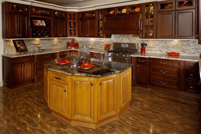 We offer top-notch quality wood cabinets and personalized service from start to finish.